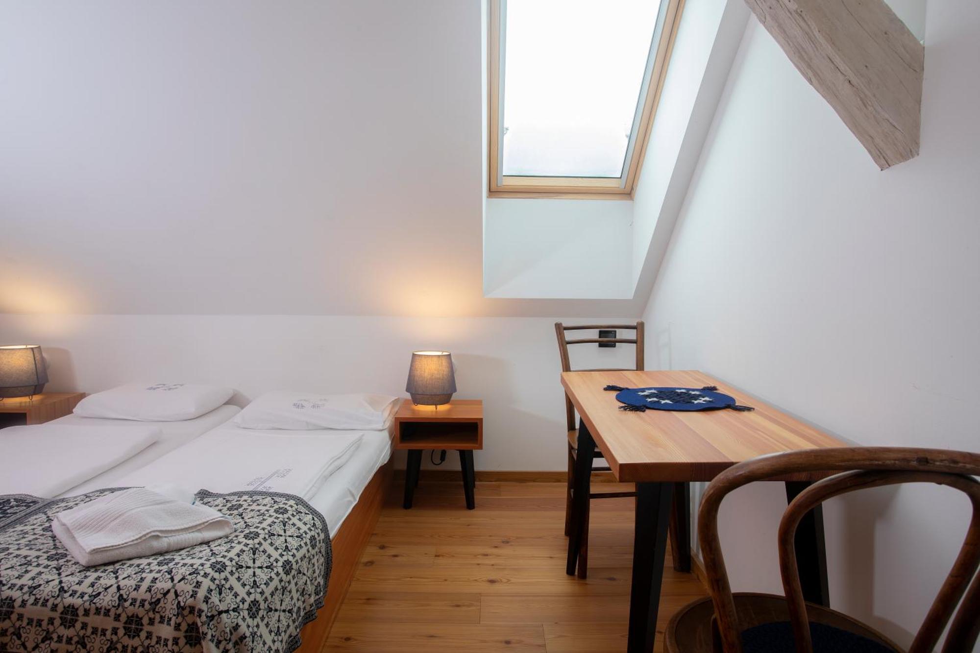 Pr'Gavedarjo Eco Heritage B&B Кранська Гора Номер фото