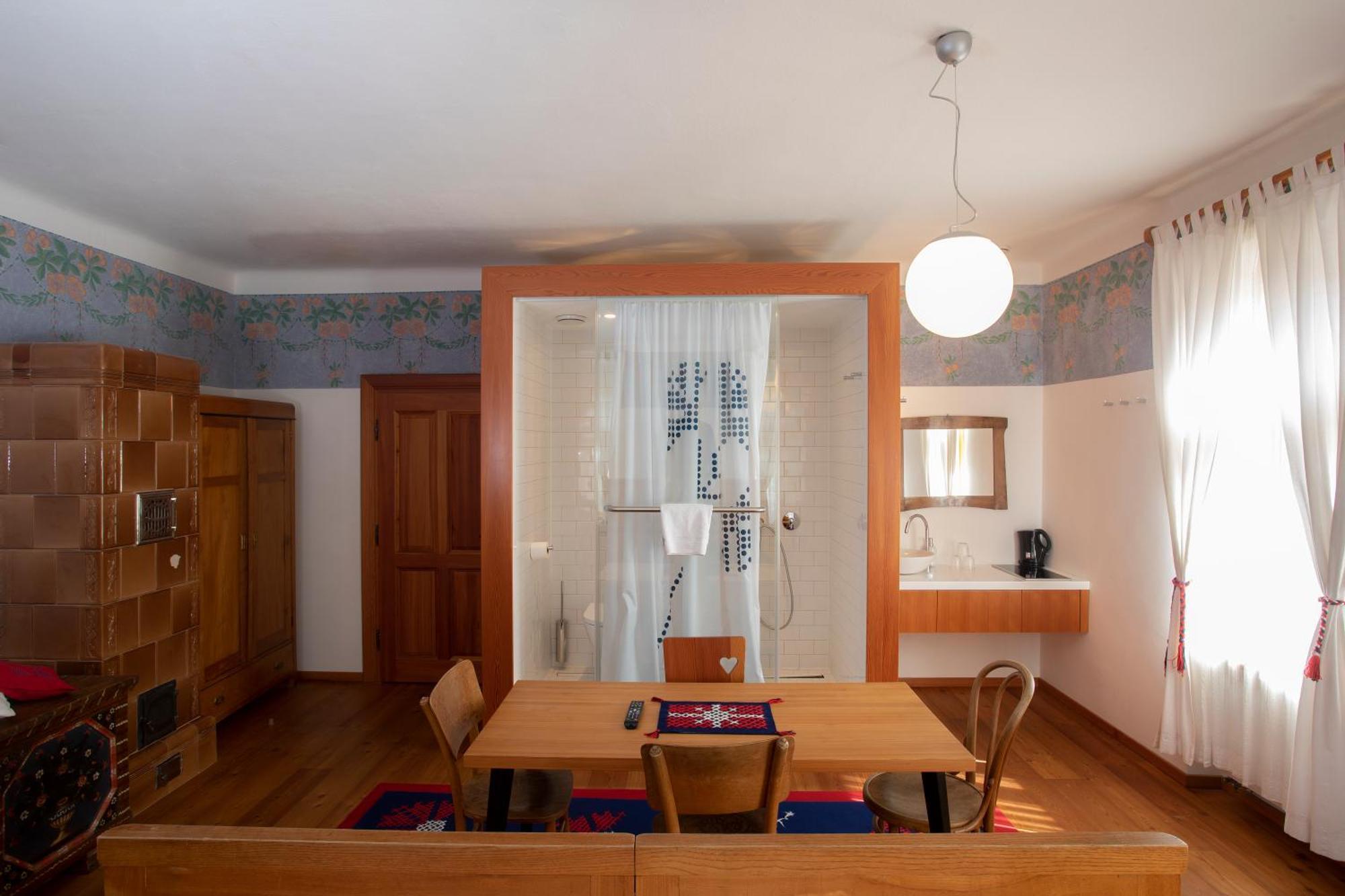 Pr'Gavedarjo Eco Heritage B&B Кранська Гора Номер фото